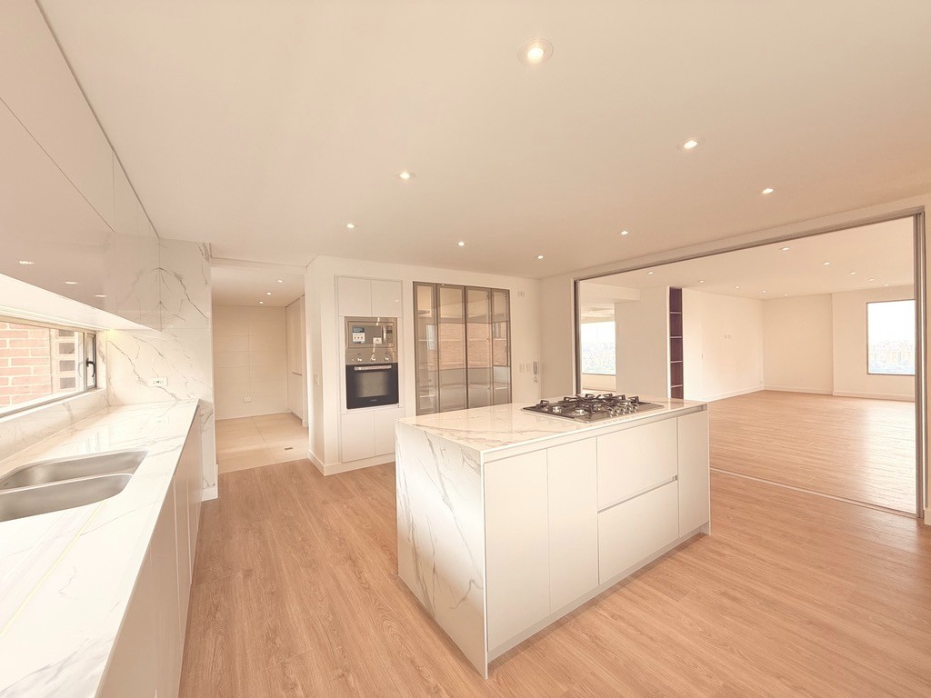 Apartamento en venta en Gratamira, Bogotá · foto 10 de 24
