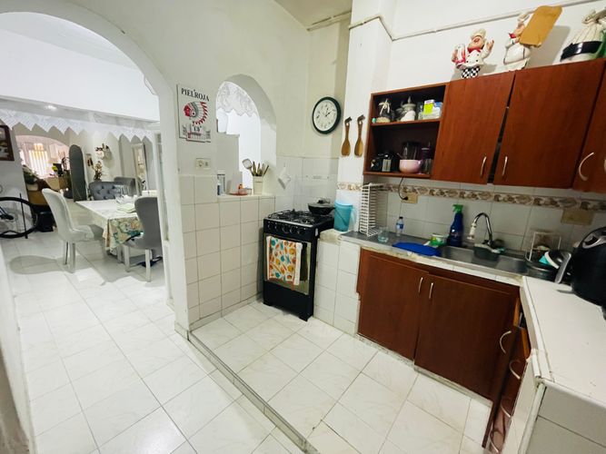 Casa de 4 alcobas en venta en Belén San Bernardo, Medellín, 78 m² · foto 2 de 13