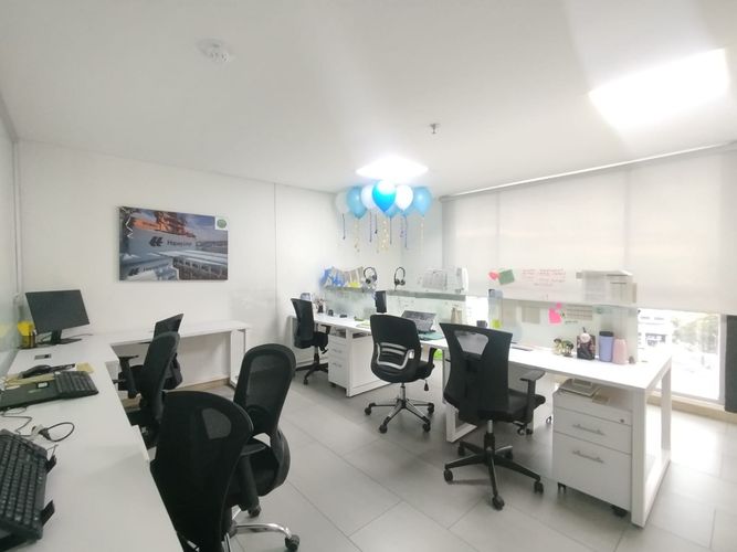 Oficina en arriendo en Los Alpes, Pereira, 40 m² · foto 2 de 9
