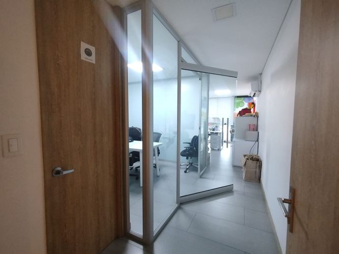Oficina en arriendo en Los Alpes, Pereira, 40 m² · foto 4 de 9
