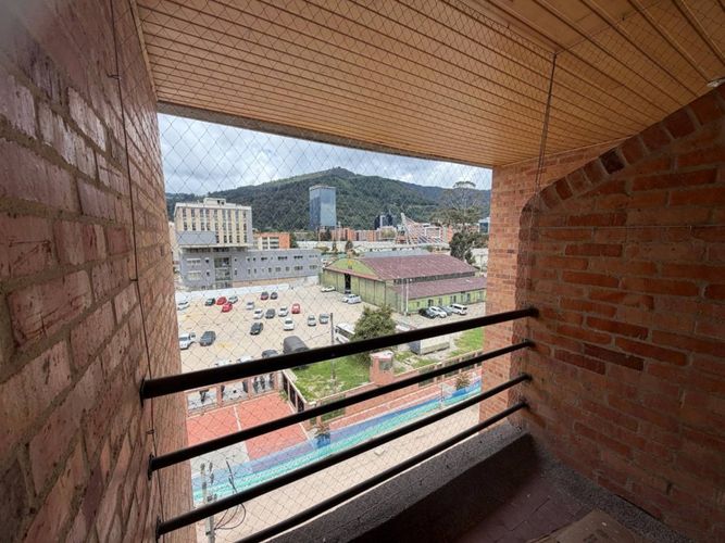 Apartamento de 1 alcoba en venta en Chicó Reservado, Bogotá, 68 m² · foto 12 de 24