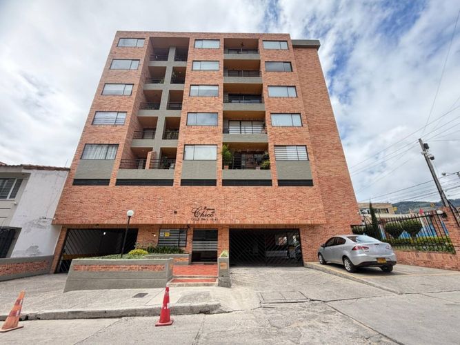 Apartamento de 1 alcoba en venta en Chicó Reservado, Bogotá, 68 m² · foto 21 de 24