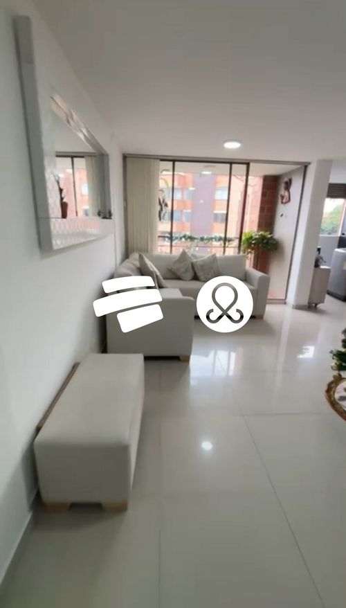 Apartamento de 3 alcobas en venta en Castropol, Medellín, 80 m² · foto 2 de 17