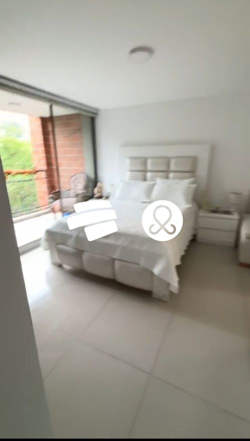 Apartamento de 3 alcobas en venta en Castropol, Medellín, 80 m² · foto 9 de 17