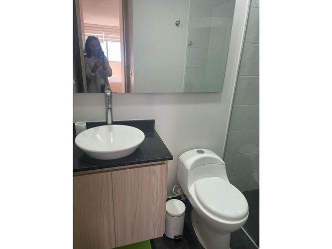 Apartamento de 1 alcoba en arriendo en Loma De Los Gonzalez, Medellín, 52 m² · foto 9 de 13