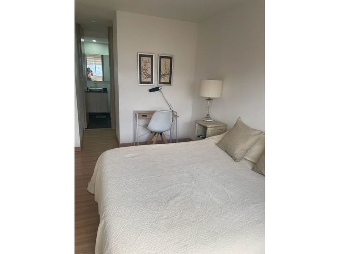 Apartamento de 1 alcoba en arriendo en Loma De Los Gonzalez, Medellín, 52 m² · foto 10 de 13