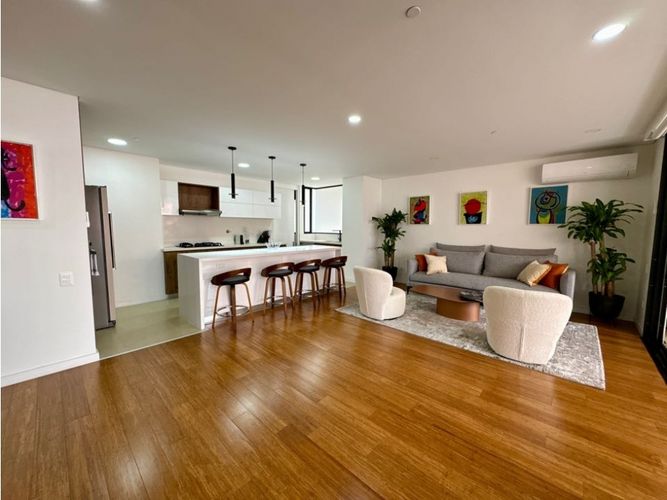 Apartamento de 3 alcobas en venta en Santa Maria De Los Angeles, Medellín, 184 m² · foto 2 de 20