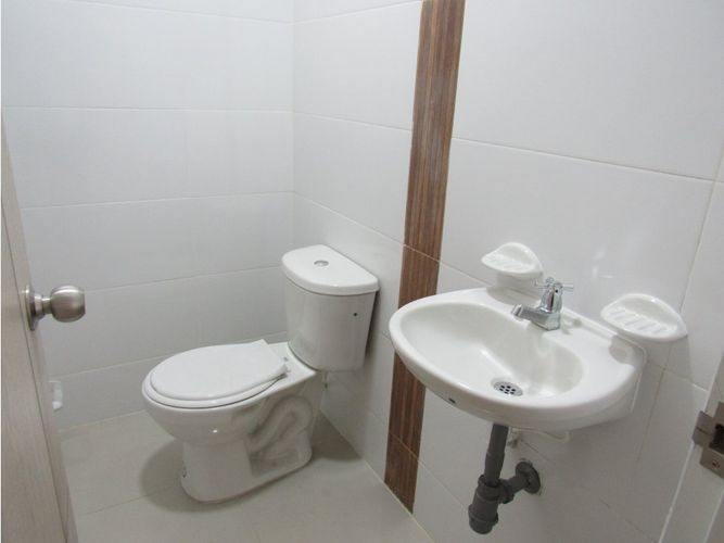 Bodega en arriendo en Acopi, Cali, 650 m² · foto 6 de 9