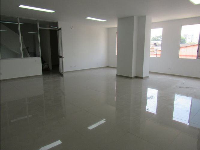 Bodega en arriendo en Acopi, Cali, 650 m² · foto 9 de 9