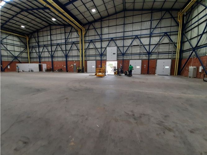 Bodega en arriendo en Arroyohondo, Yumbo, 3600 m² · foto 4 de 7