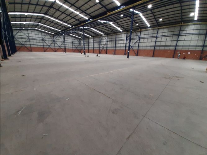 Bodega en arriendo en Arroyohondo, Yumbo, 3600 m² · foto 6 de 7