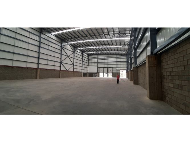 Bodega en venta en Acopi, Cali, 2728 m² · foto 9 de 12