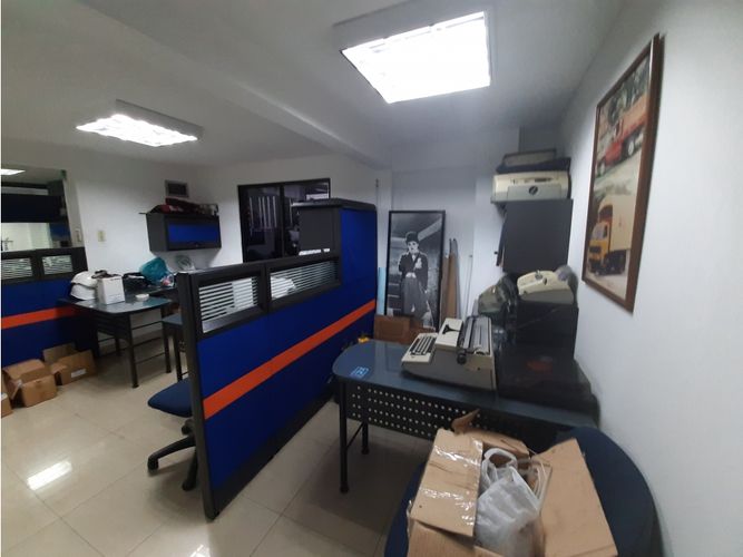 Bodega en venta en Flora Industrial, Cali, 1711 m² · foto 16 de 19