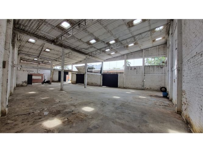 Bodega en arriendo en Juanchito, Candelaria, 390 m² · foto 3 de 6