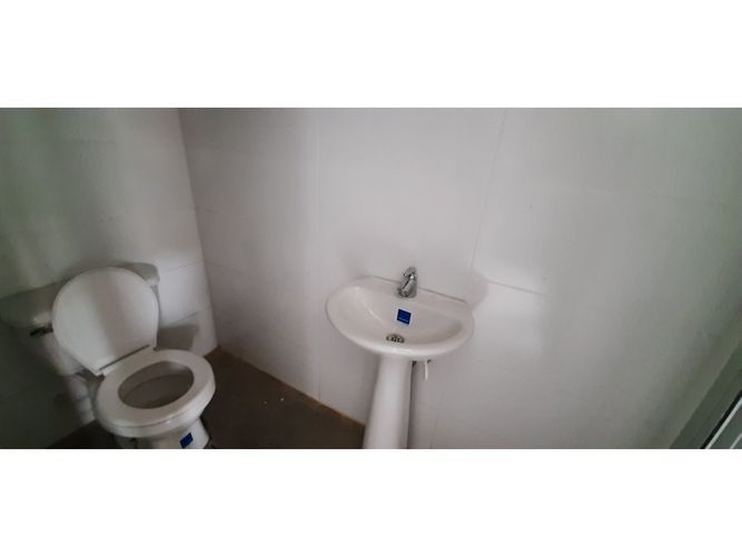Bodega en arriendo en Acopi, Cali, 1270 m² · foto 5 de 8