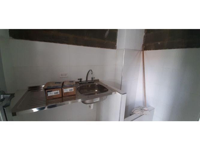 Bodega en arriendo en Acopi, Cali, 1270 m² · foto 6 de 8