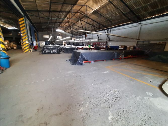Bodega en arriendo en Salomia, Cali, 3000 m² · foto 5 de 11