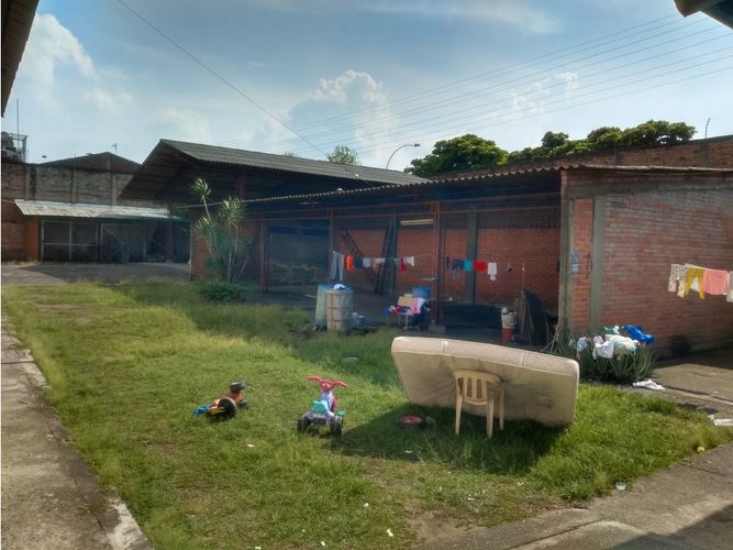 Bodega en venta en Jorge Isaacs, Cali, 2580 m² · foto 5 de 11
