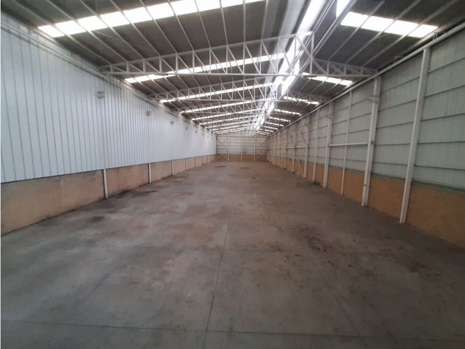 Bodega en venta en Cartagenita, Mosquera, 2660 m² · foto 3 de 16