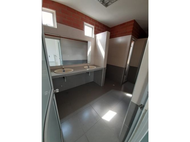Bodega en arriendo en Matapalo, Palmira, 2200 m² · foto 6 de 9