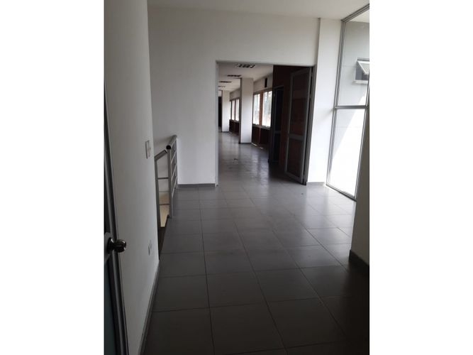 Bodega en arriendo en Matapalo, Palmira, 2200 m² · foto 8 de 9