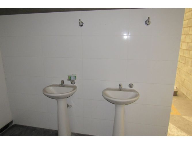 Bodega en arriendo en Acopi, Yumbo, 1147 m² · foto 8 de 11