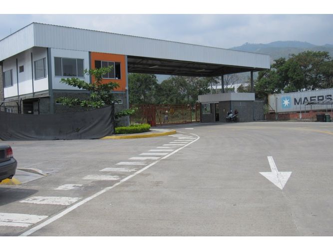 Bodega en arriendo en Acopi, Yumbo, 1147 m² · foto 11 de 11