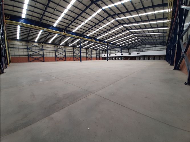 Bodega en arriendo en Acopi, Yumbo · foto 4 de 19