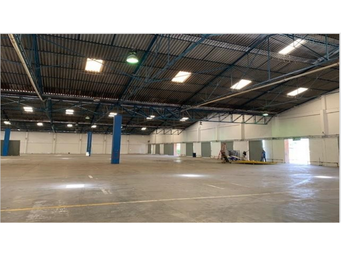 Bodega en arriendo en Acopi, Yumbo, 4666 m² · foto 3 de 3