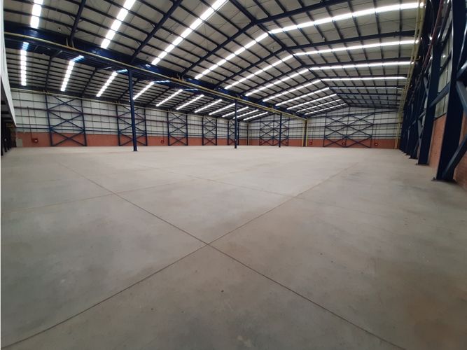 Bodega en arriendo en Acopi, Yumbo · foto 5 de 19