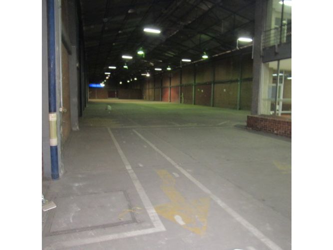 Bodega en arriendo en Troncal, Cali, 4200 m² · foto 4 de 16