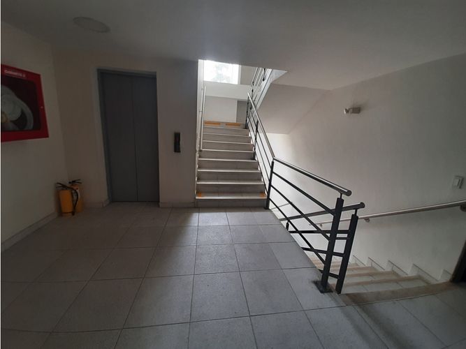 Edificio en arriendo en Versalles, Cali, 1300 m² · foto 4 de 16