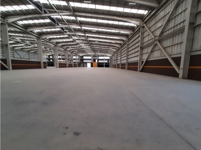 Bodega en arriendo en Novaterra, Mosquera, 4636 m² · foto 2 de 19