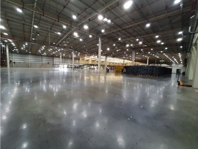 Bodega en arriendo en Acopi, Yumbo · foto 4 de 13
