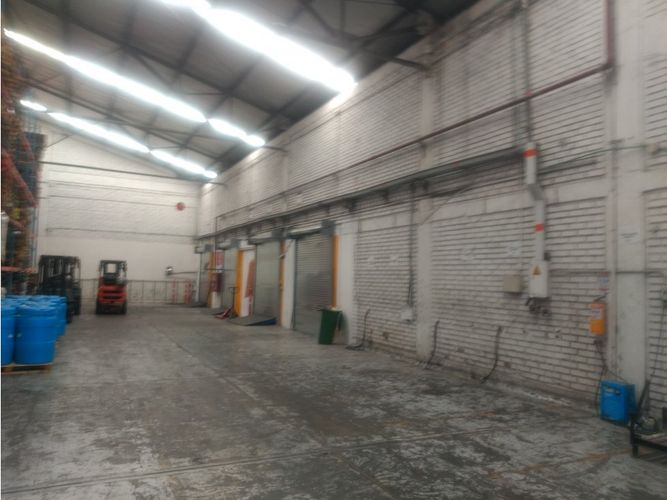 Bodega en arriendo en Salomia, Cali · foto 13 de 21