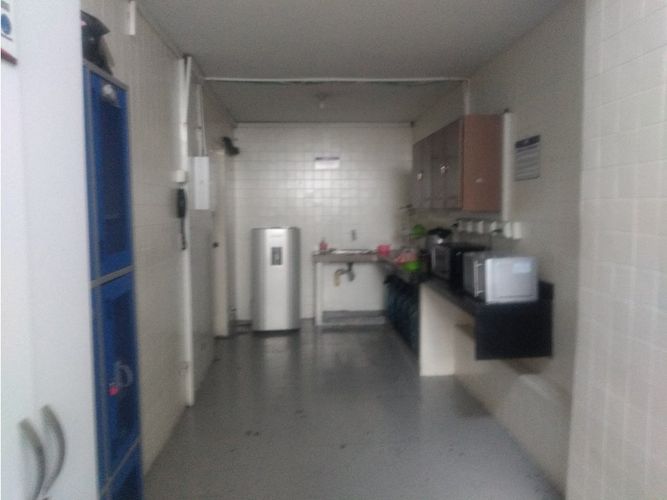 Bodega en arriendo en Salomia, Cali · foto 16 de 21