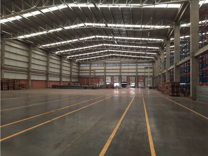 Bodega en arriendo en Arroyohondo, Cali, 3000 m² · foto 4 de 5