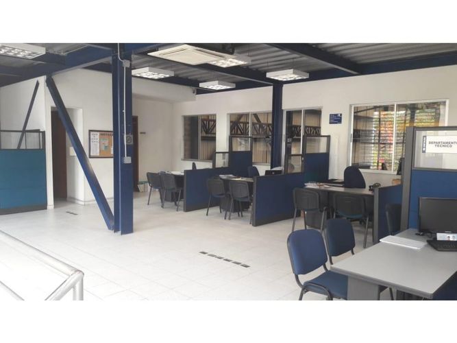 Bodega en venta en Acopi, Cali, 2248 m² · foto 13 de 17