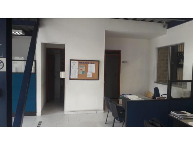Bodega en venta en Acopi, Cali, 2248 m² · foto 14 de 17