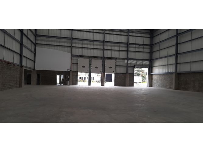Bodega en venta en Acopi, Cali, 1374 m² · foto 5 de 6