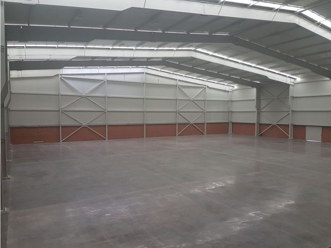 Bodega en arriendo en Acopi, Yumbo, 4200 m² · foto 4 de 9