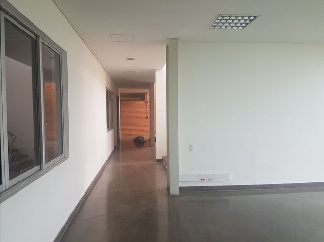 Bodega en arriendo en Acopi, Yumbo, 4200 m² · foto 9 de 9