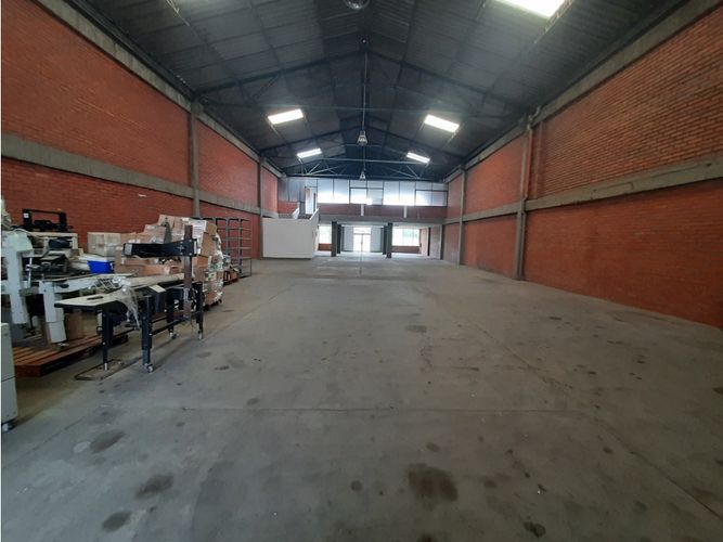 Bodega en arriendo en Arroyohondo, Yumbo, 588 m² · foto 2 de 11