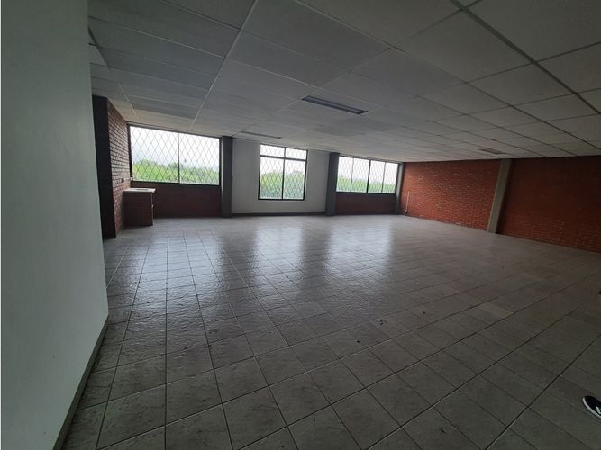 Bodega en arriendo en Arroyohondo, Yumbo, 588 m² · foto 10 de 11