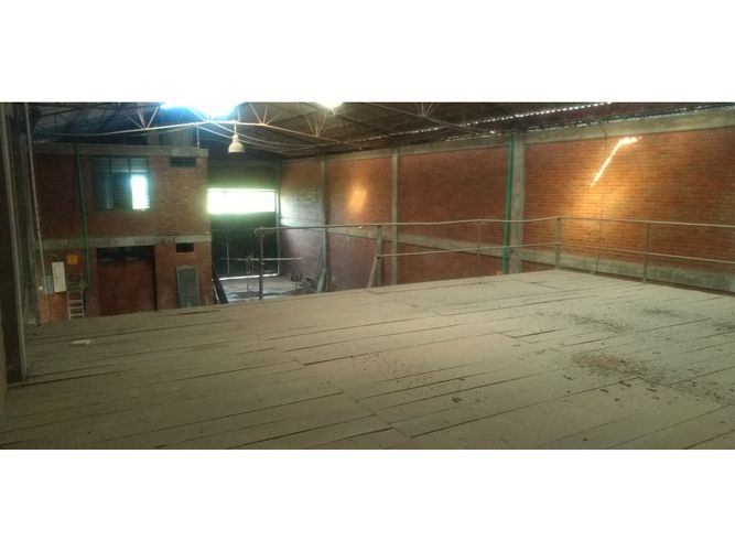 Bodega en venta en Juanchito, Candelaria, 1200 m² · foto 10 de 17