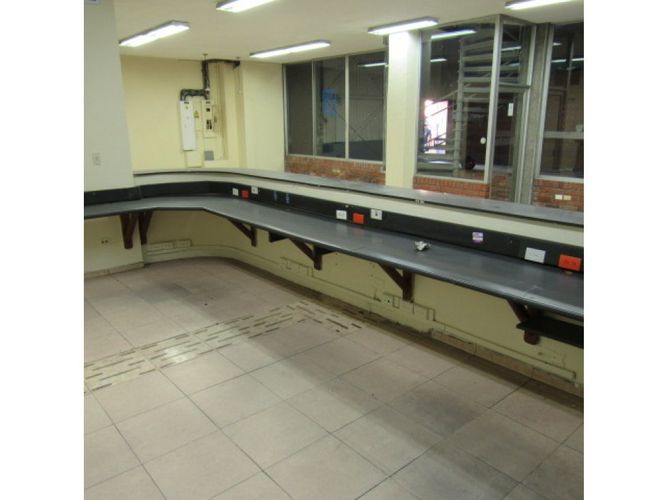 Bodega en arriendo en Troncal, Cali, 2100 m² · foto 7 de 22