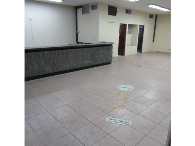 Bodega en arriendo en Troncal, Cali, 2100 m² · foto 10 de 22