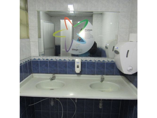 Bodega en arriendo en Troncal, Cali, 2100 m² · foto 13 de 22
