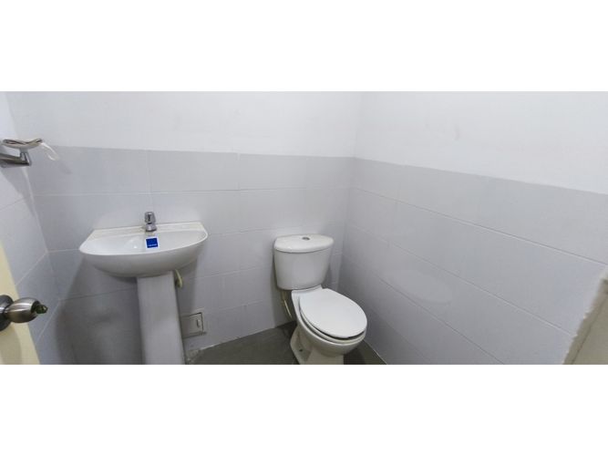 Bodega en arriendo en Arroyohondo, Cali, 1284 m² · foto 11 de 12