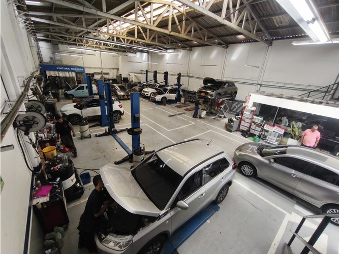 Bodega en arriendo en Los Cambulos, Cali, 487 m² · foto 7 de 12